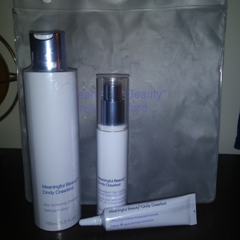 Meaningful Beauty by Cindy Crawford facial product